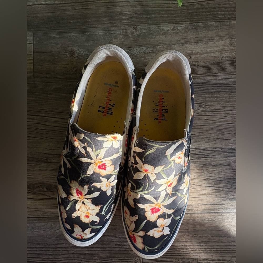 SeaVees Black Floral Slip-On Loafers - Picture 5 of 5
